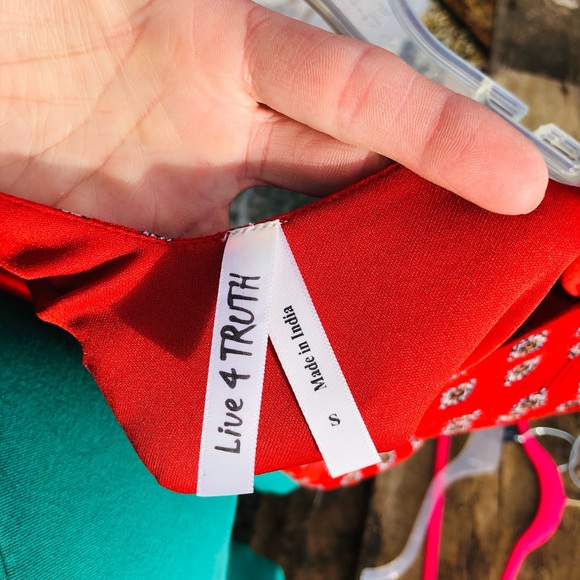 2/$25 Live 4 truth Red Paisley Print Fall Boho Mini Dress Small - Picture 7 of 8